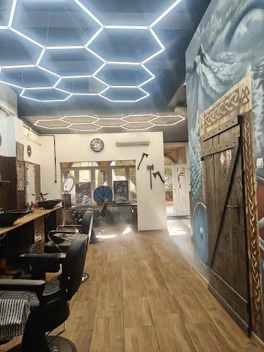 VIKING BarberShop&Piercing